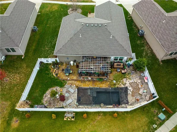 107 N Sivley St, Peculiar, MO 64078