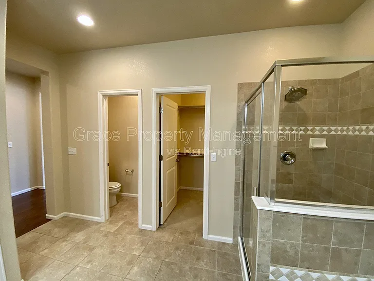 8934 E Otero Pl — Photo 13