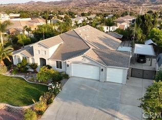 19247 Mountain Shadow Ln, Perris, CA 92570