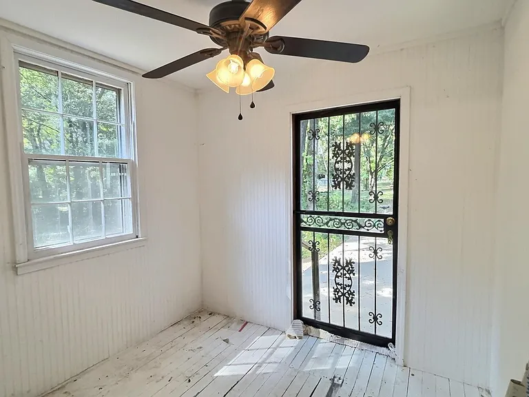 487 S Center St — Photo 23