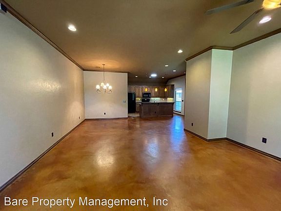 4th image of 1820 Cedar Creek Ct