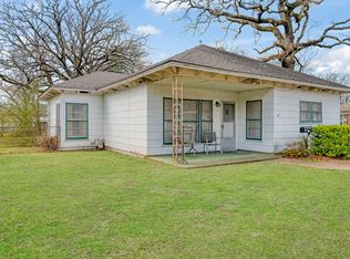 149 30th St NW, Paris, TX 75460