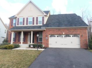 10600 Long Leaf Ln, Waldorf, MD 20603