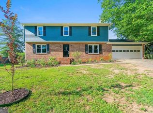 415 Sanderingham Ln, Lawrenceville, GA