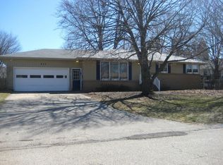 275 S Jefferson St, Zeeland, MI 49464