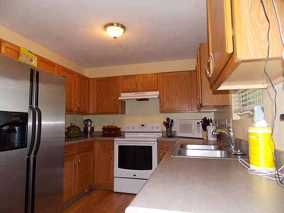5th image of 2439 Meadow Creek Dr