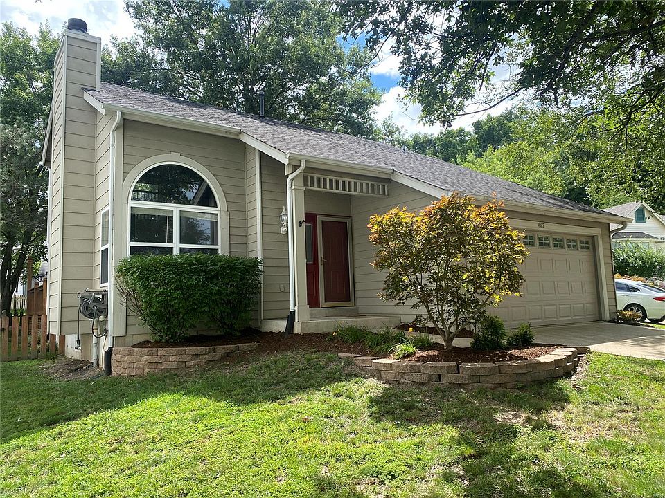 1st image of 462 Xavier Ct