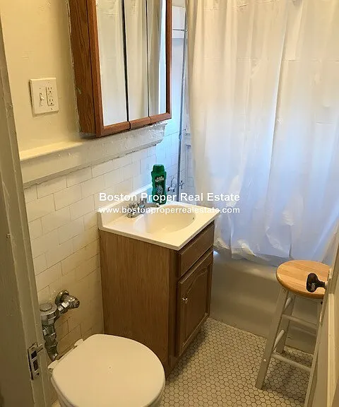 1175 Boylston St #8 — Photo 9