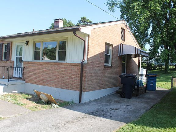3rd image of 4218 Camille Ave NW