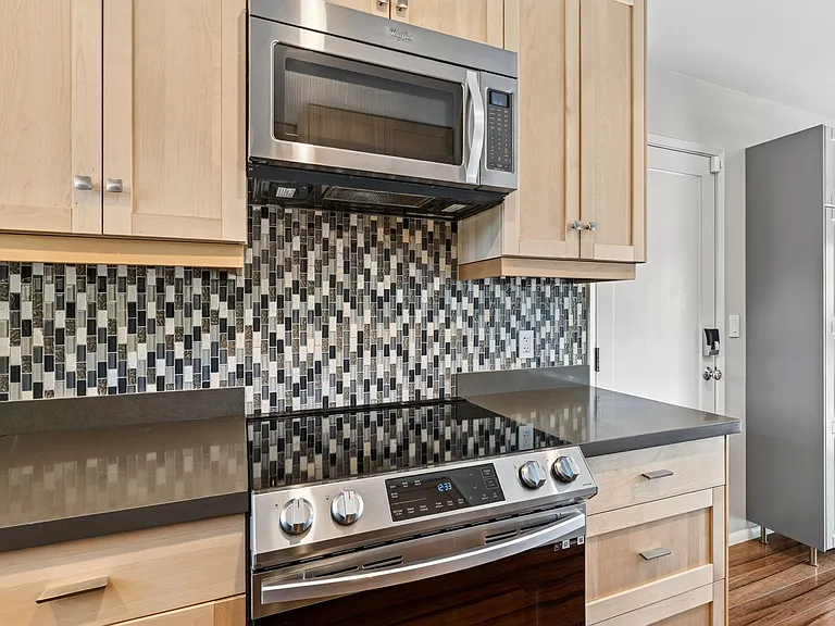 2613 Village Side Dr — Photo 8