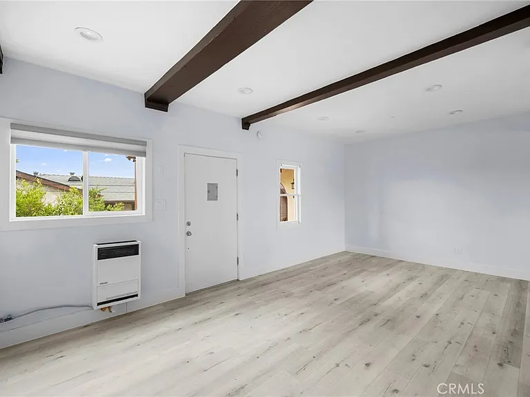 1641 S Catalina St #1/2 — Photo 5