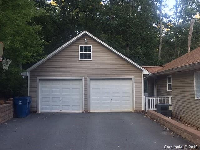2nd image of 5536 Mountain Laural Dr