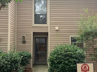 225 Village Ln Unit D, Greensboro, NC 27409