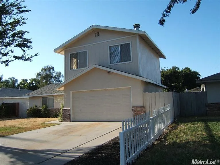 1601 Ensenada Dr photo 1