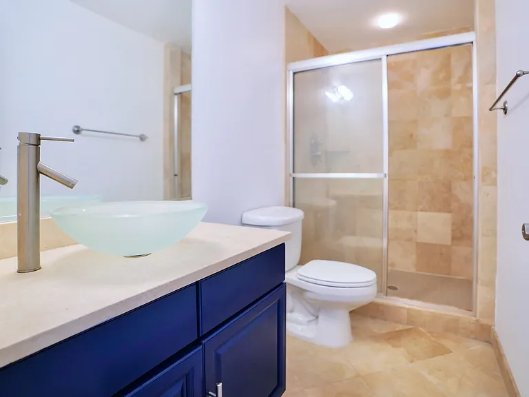En suite bathroom in the master bedroom