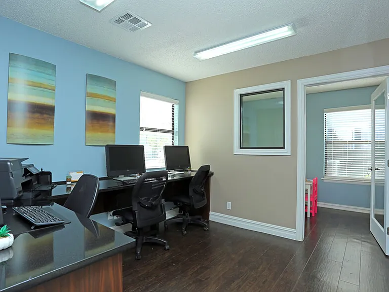 The Arden Overlook Apartments — Photo 3