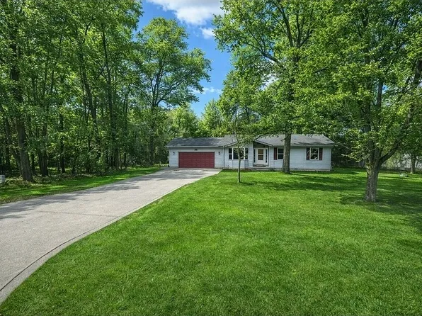 1049 Bluetick Ln, Saint Helen, MI 48656