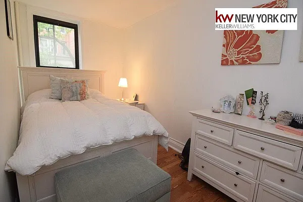 Rented by Keller Williams NYC | media 8