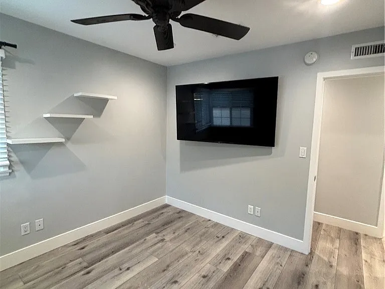 6250 Aura Ave — Photo 33