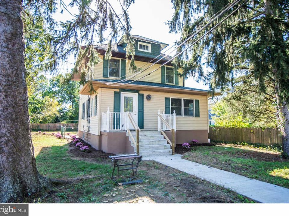 2nd image of 58 Ridge Ave