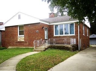9847 Drury Ln, Westchester, IL 60154