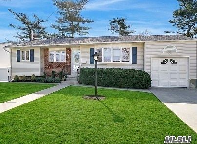 2nd image of 26 Hazel Ave