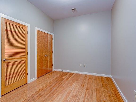 4th image of 1706 18th Ave S Suite 212