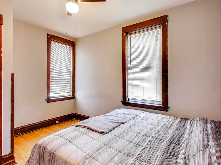 810 S Austin Blvd #1 — Photo 10