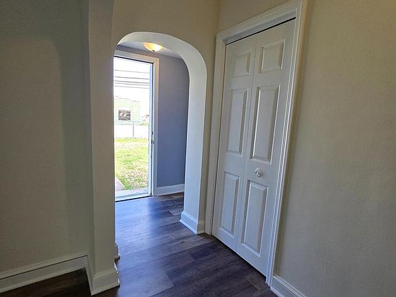 3rd image of 151 Riviera Dr