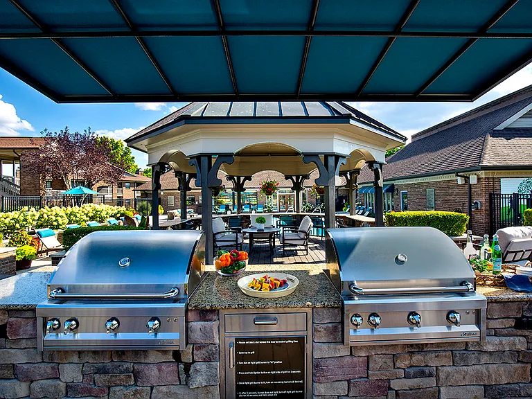 Outdoor grills and chef's kitchen