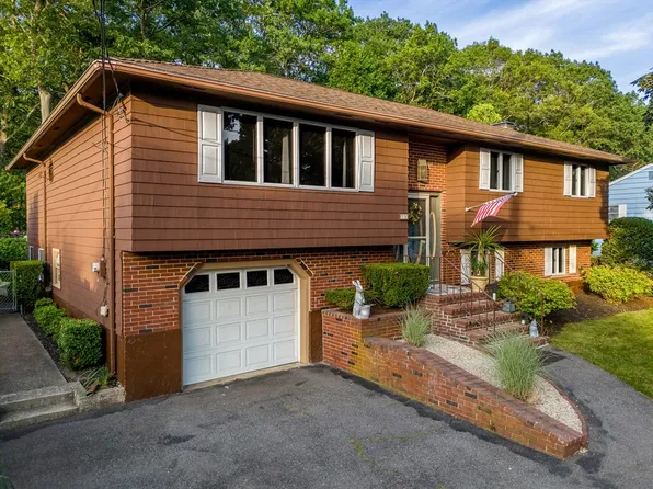 21 Joyce Rd, Peabody, MA 01960
