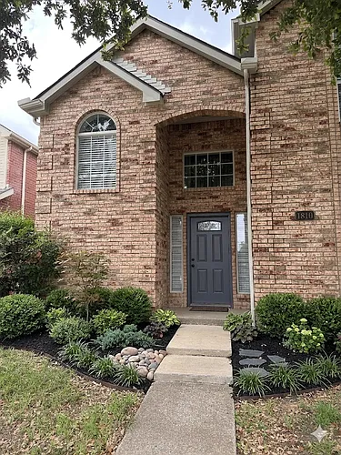 1810 Orchard Dr Photo 1