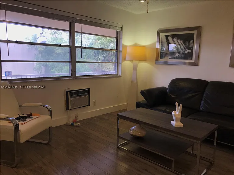 2915 Plunkett St #10D — Photo 14