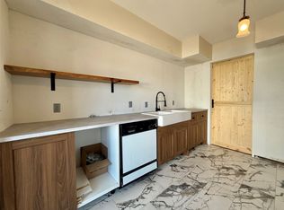 7830 Meadow Park Dr APT 209, Dallas, TX