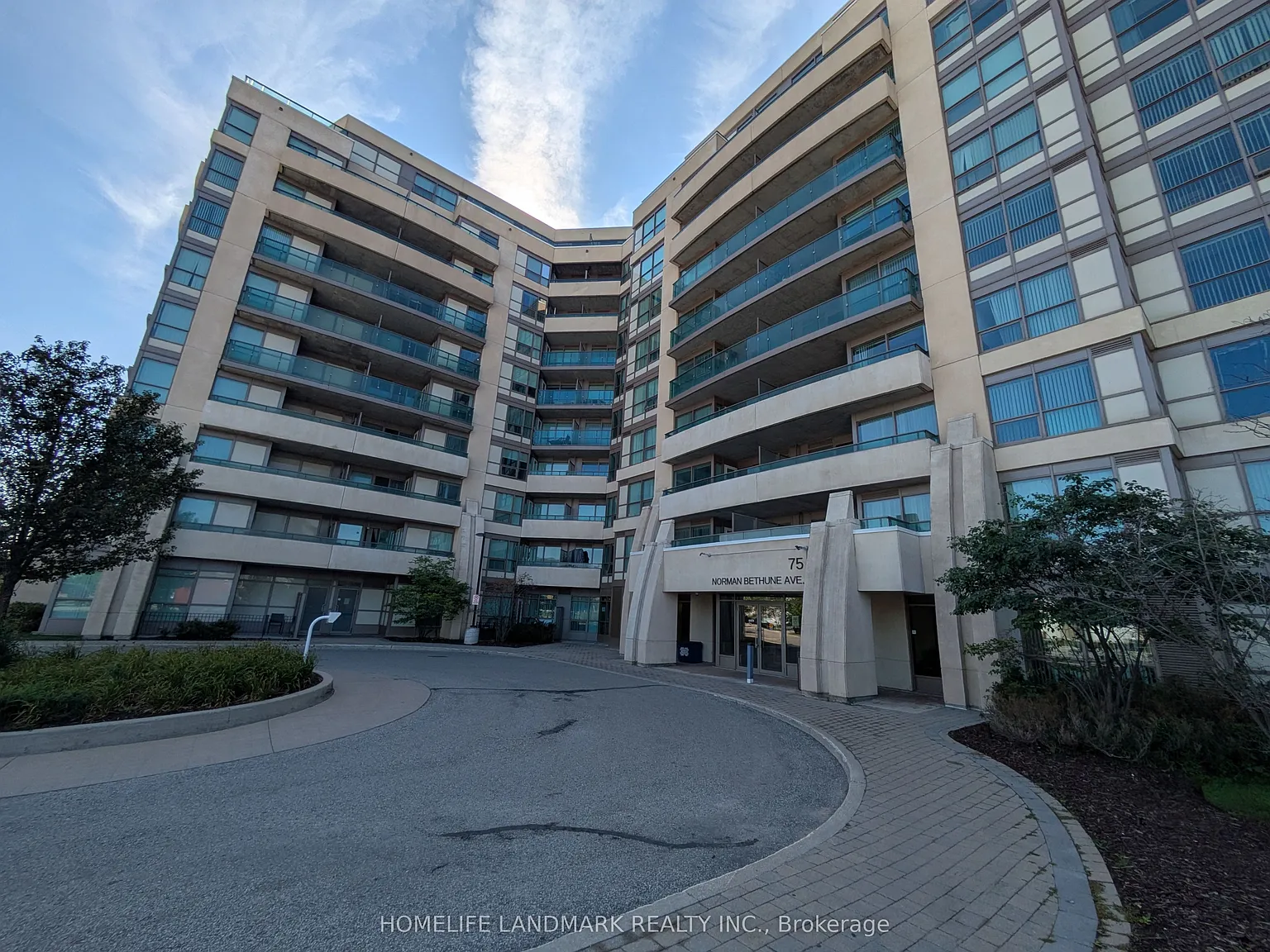 3 bed, $3,400 — Photo 1