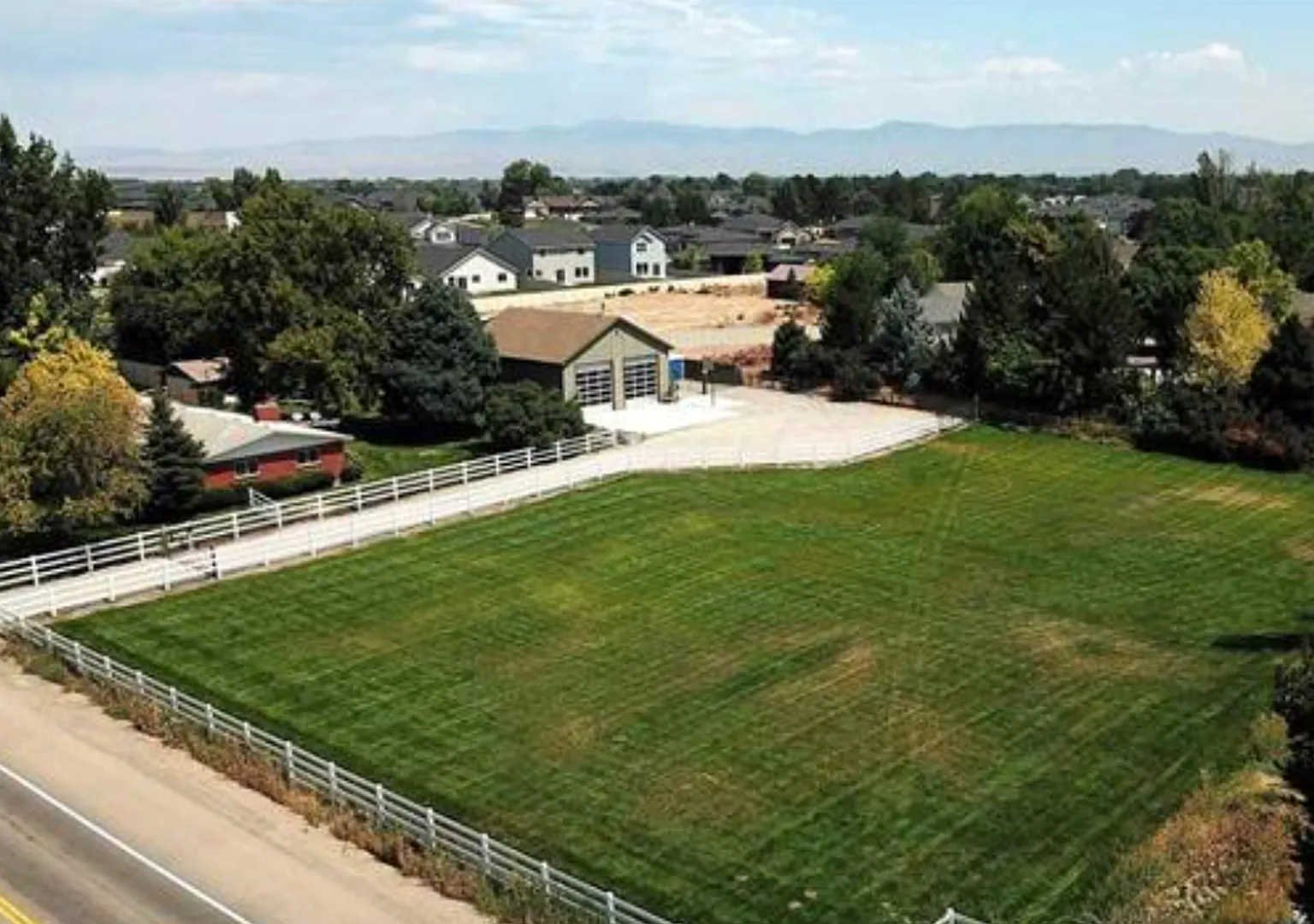 Unique Acreage Property with Shop Space & Business Space Potential | South Meridian — Photo 2