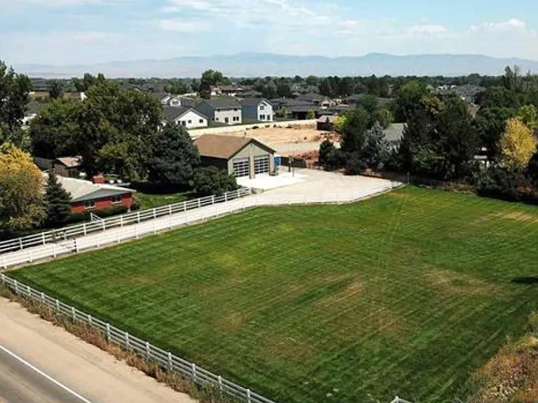 3650 S Eagle Rd — Photo 2