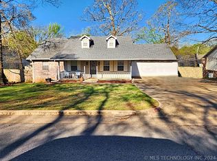 1010 Kaufman Ave, Tahlequah, OK 74464