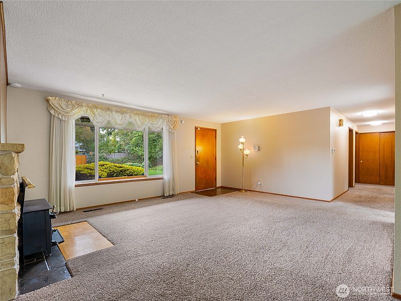 5th image of 2404 S 360th Street