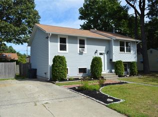 83 Brendard Ave, Warwick, RI 02889