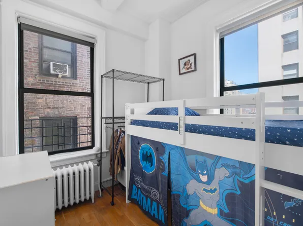 599 West End Avenue image 5 of 7