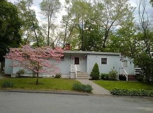 26 Washington St, Shirley, MA 01464