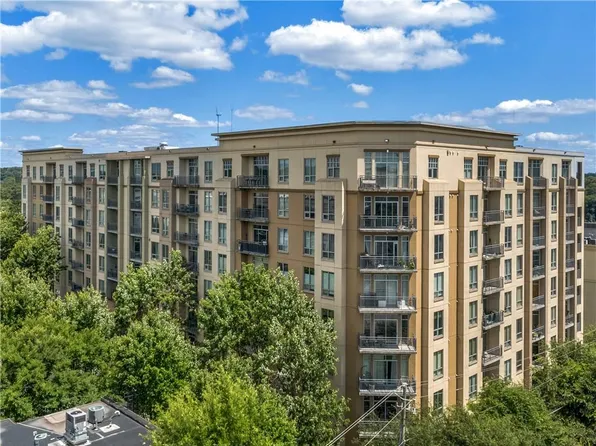 711 Cosmopolitan Dr #321, Atlanta, GA 30324