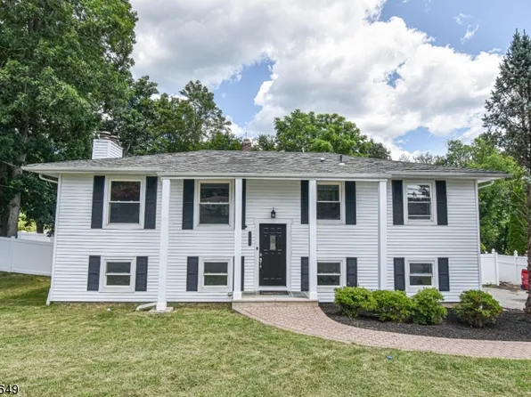1 Mirror Pl, Jefferson Twp., NJ 07438