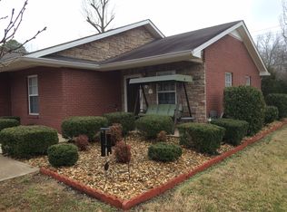 100 Colson Village Ct, Dover, TN 37058