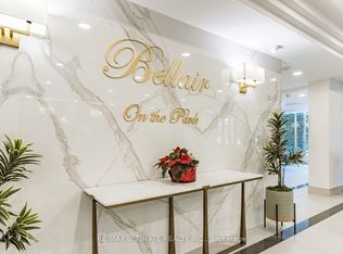 22 Hanover Rd #704, Brampton, ON L6S5K7