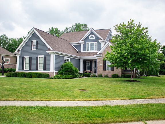 2nd image of 3232 Sunrise Ct