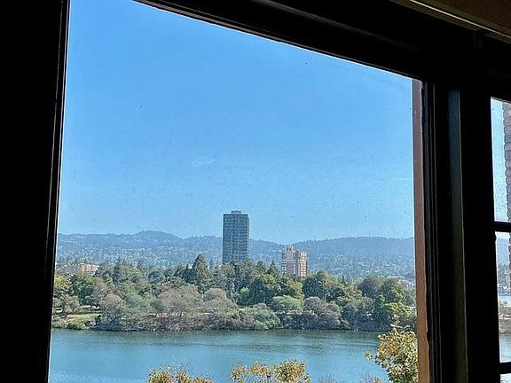 Gorgeous Lake Merritt Views from Living Room