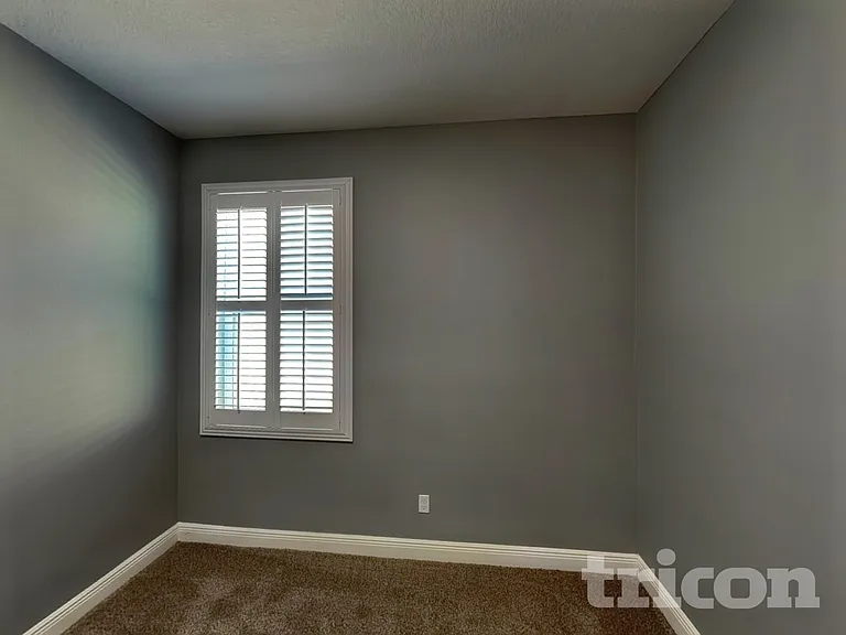 1842 Castleton Dr — Photo 13