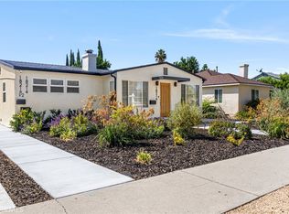 18216 Hartland St, Reseda, CA 91335